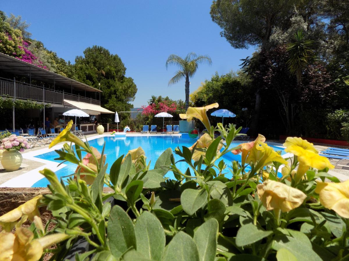 Lefkas Blue Hotel Nikiána Eksteriør bilde