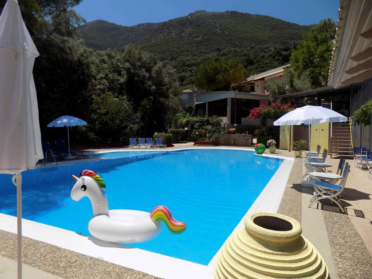 Lefkas Blue Hotel Nikiána Eksteriør bilde