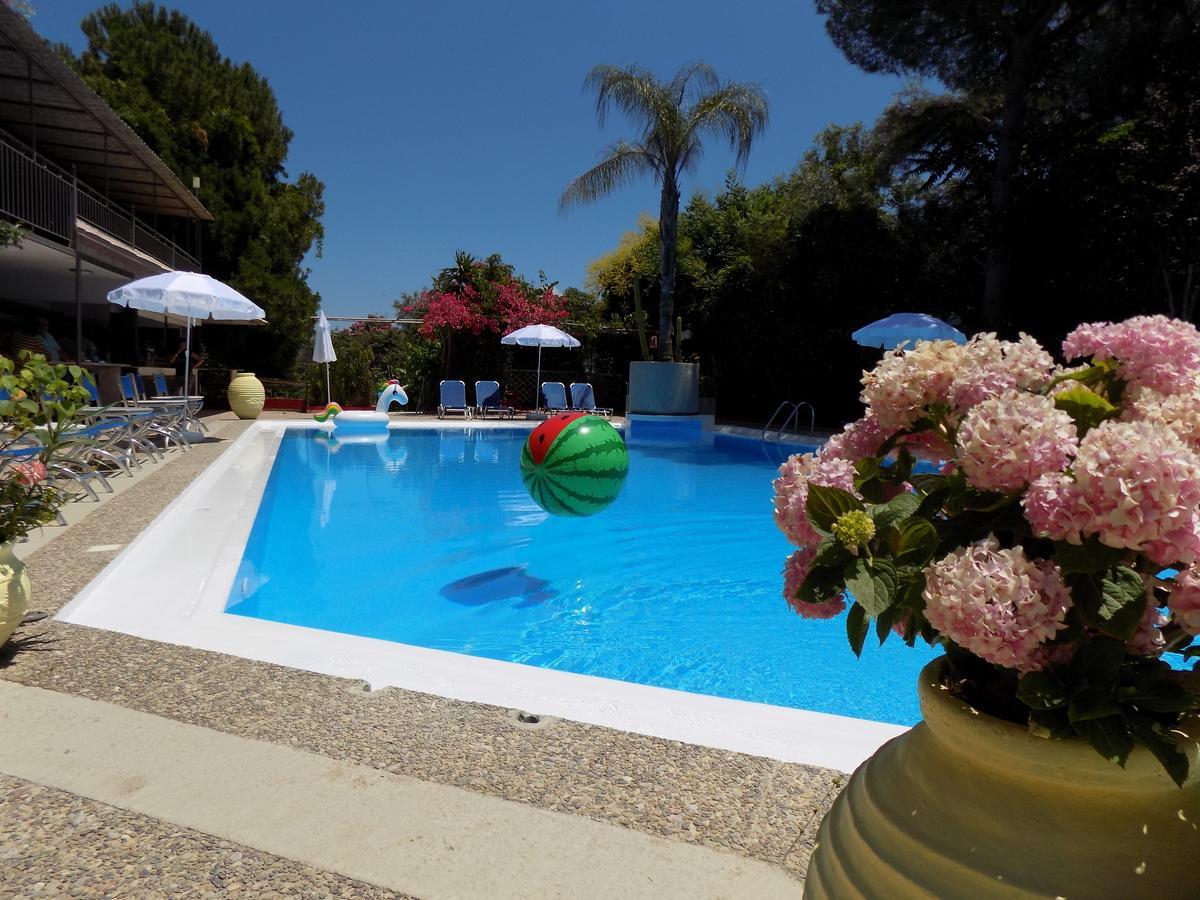 Lefkas Blue Hotel Nikiána Eksteriør bilde