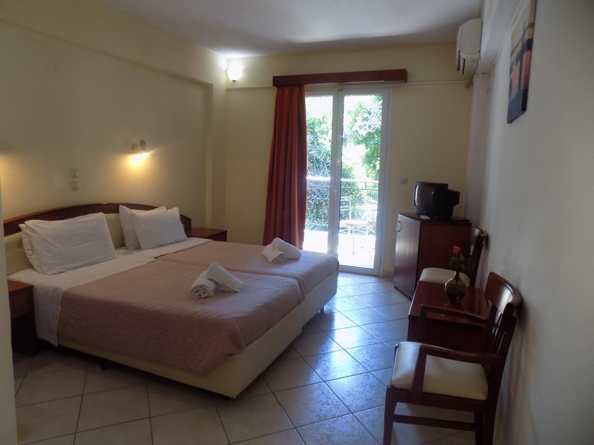 Lefkas Blue Hotel Nikiána Eksteriør bilde
